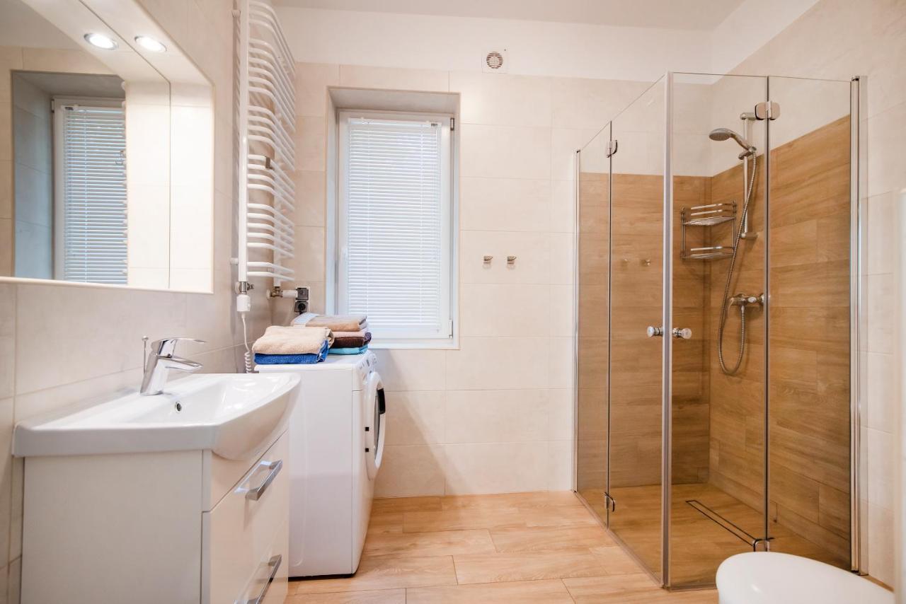 Apartament Pod Zaglem Z Widokiem Na Jezioro, Oczy Mazur Gizycko Luaran gambar